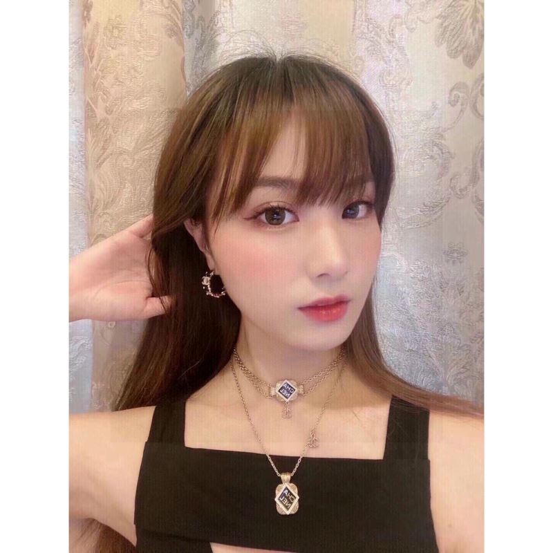 Ch*el brooches